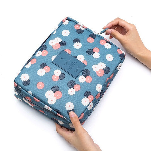 New arrival large capacity cosmetic bag Korean makeup bagwomen handbag portable storage waterproof bag multi-function travel bag